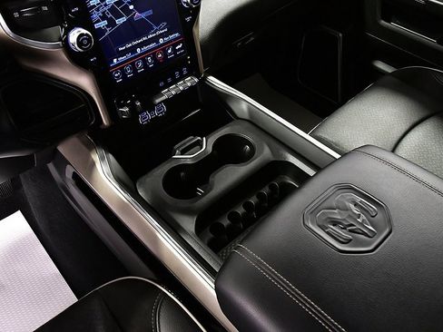 Used 2020 RAM 2500 Laramie image 26