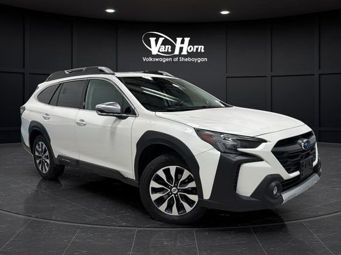 Used 2023 Subaru Outback Touring XT image 1