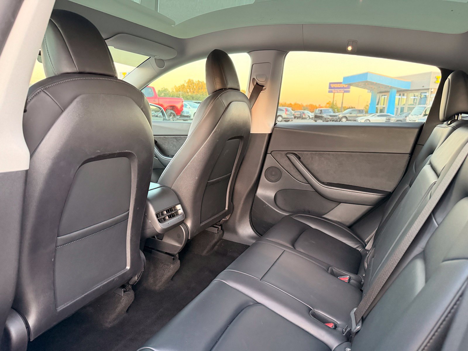 Used 2021 Tesla Model Y Performance AWD/4WD image 17