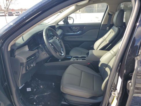 New 2026 Lincoln Corsair Premiere image 12