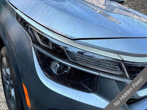 Used 2021 Kia Seltos S AWD/4WD image 26