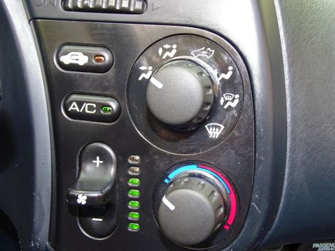 Used 2006 Honda S2000 image 21