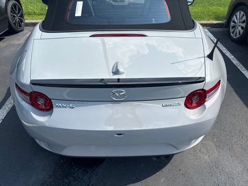 New 2026 MAZDA MX-5 Miata Club w/ Weather Package RWD image 15