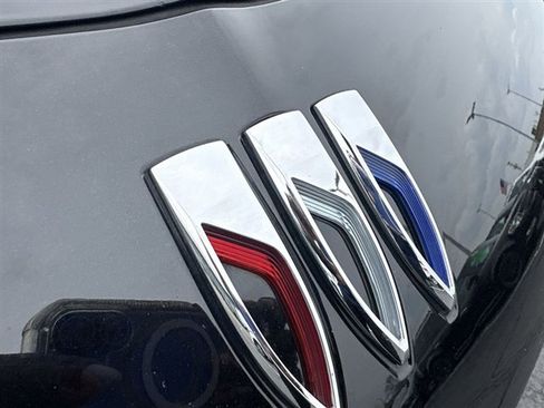 Used 2024 Buick Encore GX Sport Touring w/ Comfort Package image 29