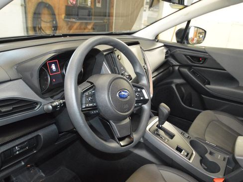 Used 2025 Subaru Crosstrek 2.0i Premium image 25