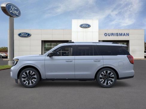 New 2025 Ford Expedition Platinum w/ Driver's Package image 4