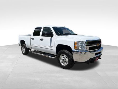Used 2014 Chevrolet Silverado 2500 LT AWD/4WD image 1