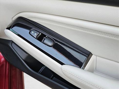 Used 2021 Nissan Altima 2.5 SV image 25