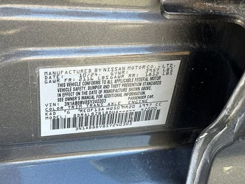 Certified 2025 Nissan Sentra S FWD image 32