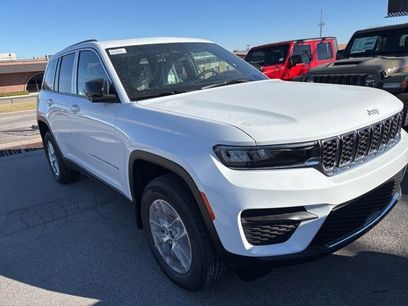 New 2025 Jeep Grand Cherokee Laredo