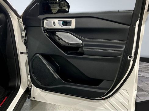 Used 2022 Ford Explorer ST w/ Equipment Group 401A image 32