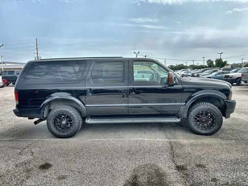 Used 2004 Ford Excursion Limited AWD/4WD image 4