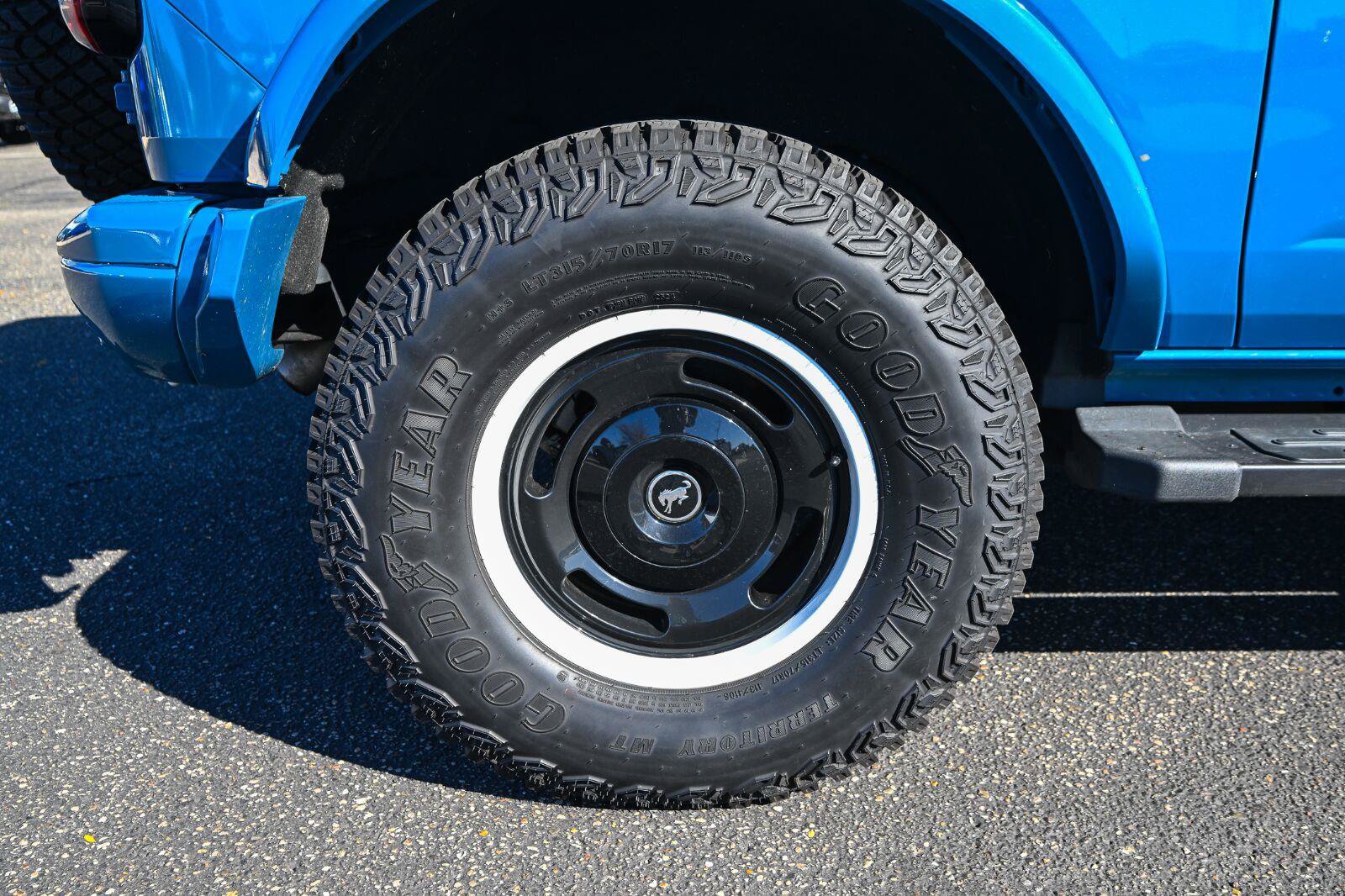 Used 2024 Ford Bronco Heritage Edition AWD/4WD image 14