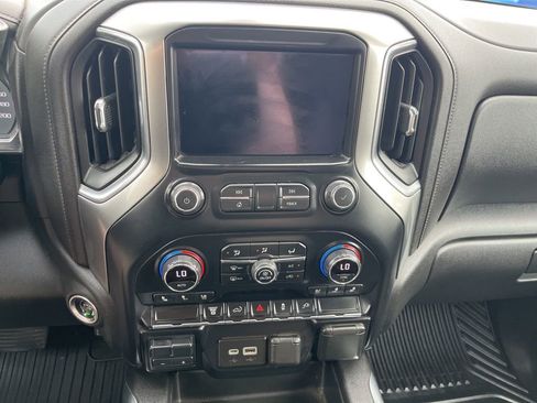 Used 2020 Chevrolet Silverado 3500 LTZ w/ LTZ Convenience Package AWD/4WD image 67