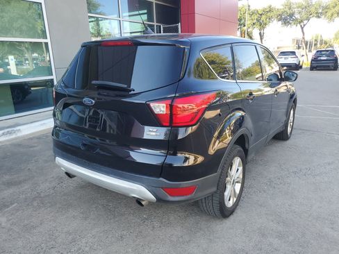 Used 2019 Ford Escape SE AWD/4WD image 6