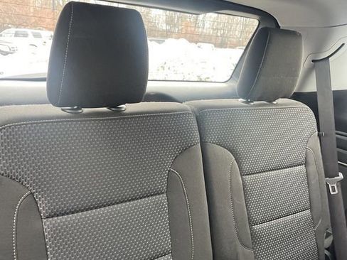 Used 2020 GMC Acadia SLE w/ Driver Convenience Package image 4