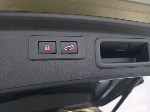 Certified 2023 Subaru Forester Premium w/ Popular Package #2 AWD/4WD image 7
