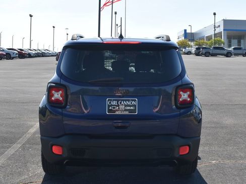 Used 2018 Jeep Renegade Altitude FWD image 5