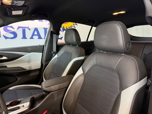 Used 2024 Buick Envista Preferred FWD image 9