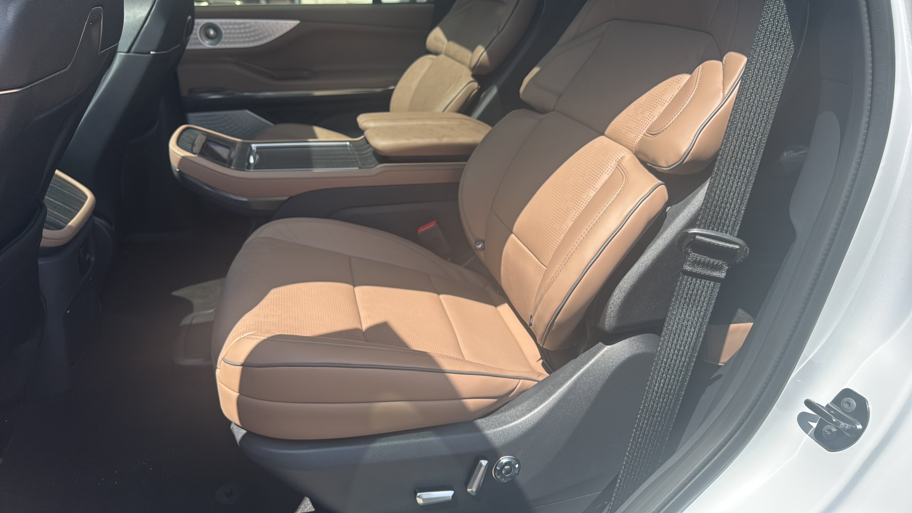 New 2026 Lincoln Navigator Black Label AWD/4WD image 22