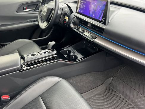 Certified 2024 Toyota Prius XLE image 16