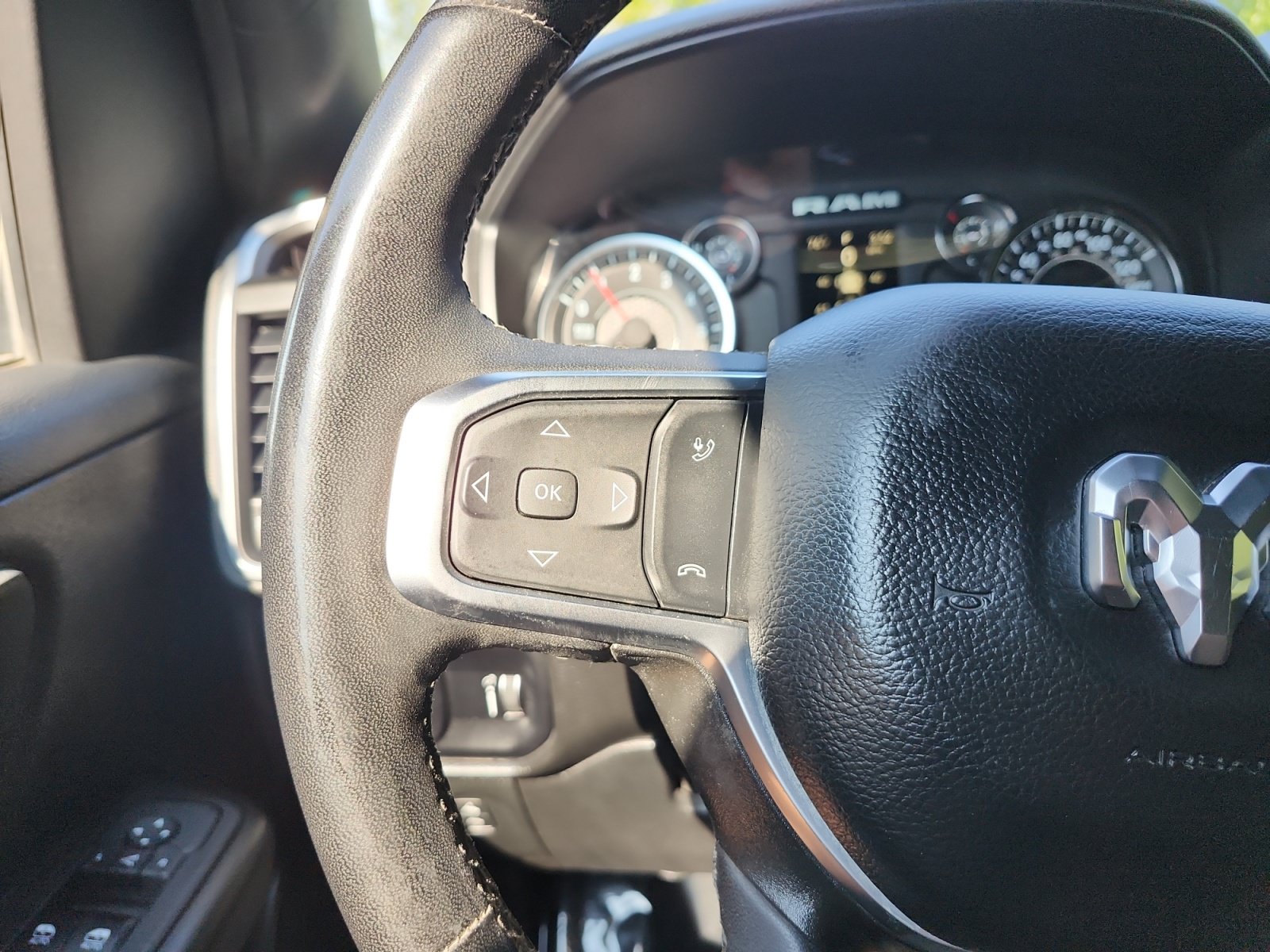 Used 2025 RAM 1500 Lone Star AWD/4WD image 24