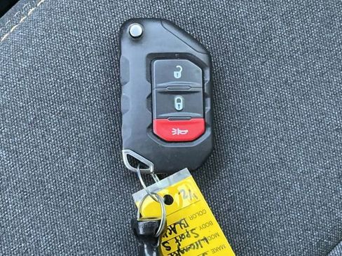 Used 2024 Jeep Wrangler Sport S image 35