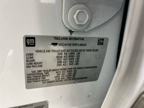 Used 2024 Chevrolet Silverado 3500 High Country w/ High Country Premium Package AWD/4WD image 32