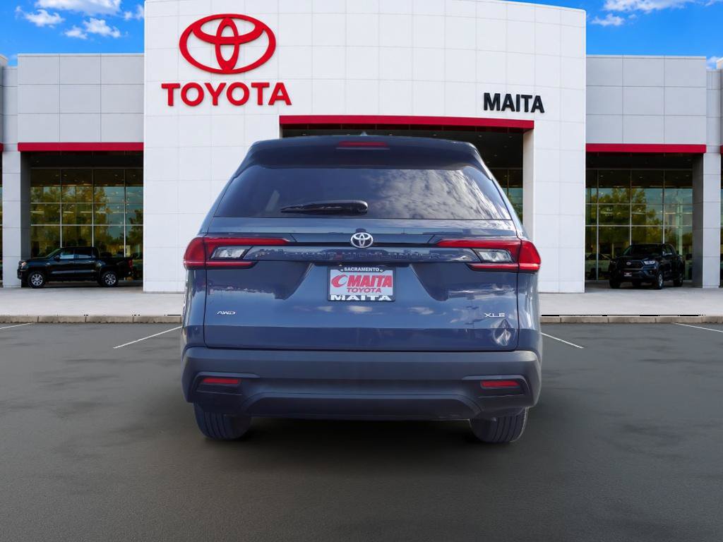 Certified 2025 Toyota Grand Highlander AWD image 4