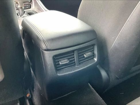 Used 2021 Dodge Challenger R/T Scat Pack RWD image 10