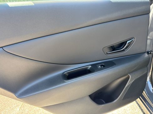 New 2025 Hyundai Elantra Sport image 21