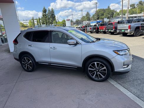 Used 2020 Nissan Rogue SL w/ Premium Package AWD/4WD image 7