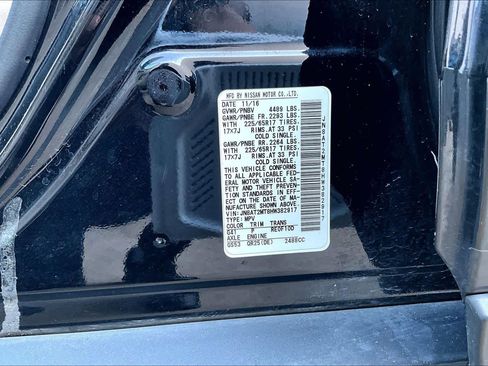 Used 2017 Nissan Rogue S FWD image 34
