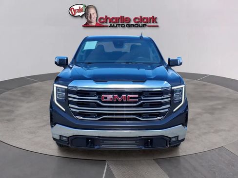 Used 2024 GMC Sierra 1500 SLT RWD image 8