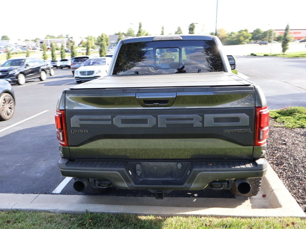 Used 2017 Ford F150 Raptor w/ Equipment Group 802A Luxury AWD/4WD image 12