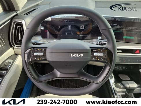 New 2026 Kia Sorento S FWD image 18