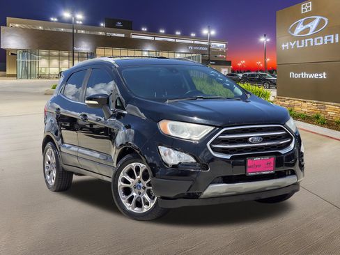 Used 2018 Ford EcoSport Titanium FWD image 3