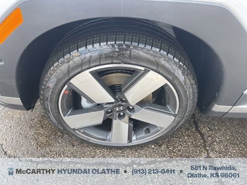 Used 2025 Hyundai Santa Fe Limited image 16