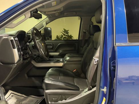 Used 2016 Chevrolet Silverado 2500 LTZ w/ Duramax Plus Package image 9