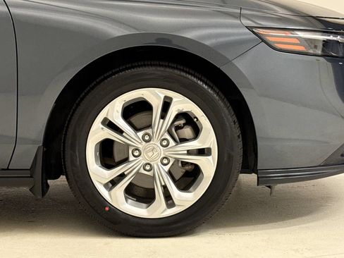 Used 2024 Honda Accord LX image 6