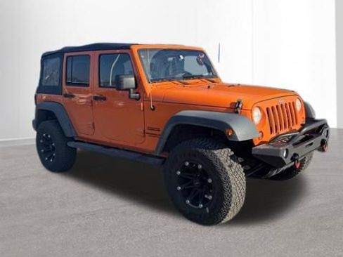 Used 2012 Jeep Wrangler Unlimited Sport image 3