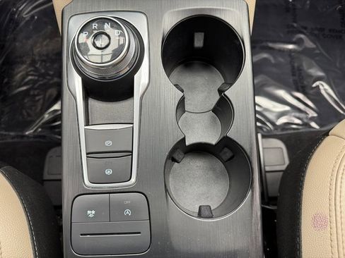 Certified 2022 Ford Escape SEL image 20