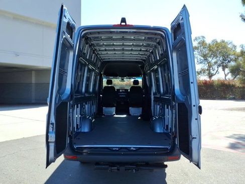 New 2026 Mercedes-Benz Sprinter 2500 image 21