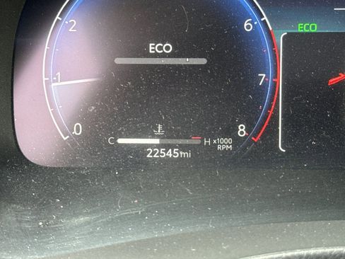 Used 2023 Toyota Highlander Platinum image 25