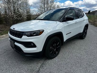 Used 2022 Jeep Compass Altitude w/ Convenience Group