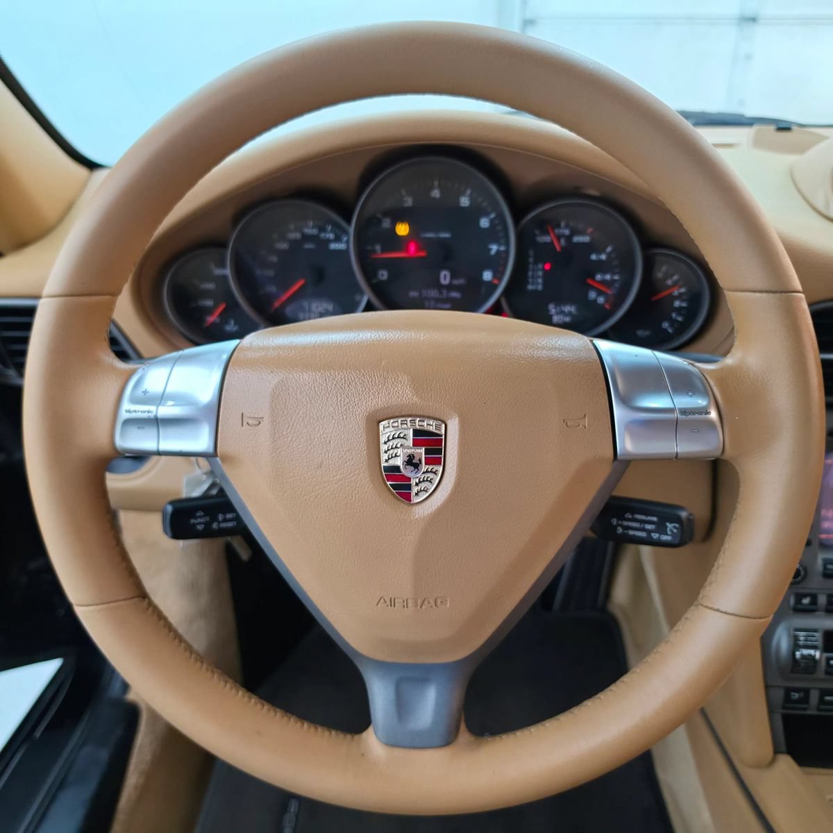 Used 2007 Porsche 911 Cabriolet image 21