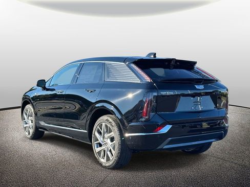 New 2025 Cadillac Optiq Luxury 2 image 4