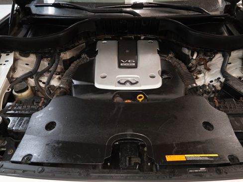 Used 2015 INFINITI QX70 AWD w/ Premium Package image 39