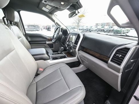 Used 2019 Ford F150 Lariat w/ Equipment Group 502A Luxury image 24