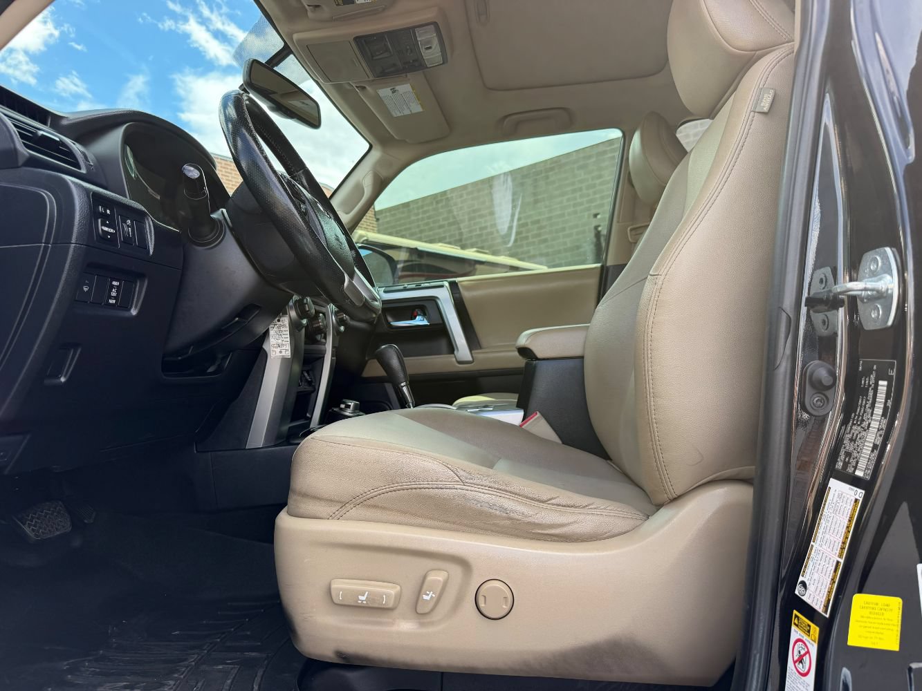 Used 2016 Toyota 4Runner SR5 Premium AWD/4WD image 15